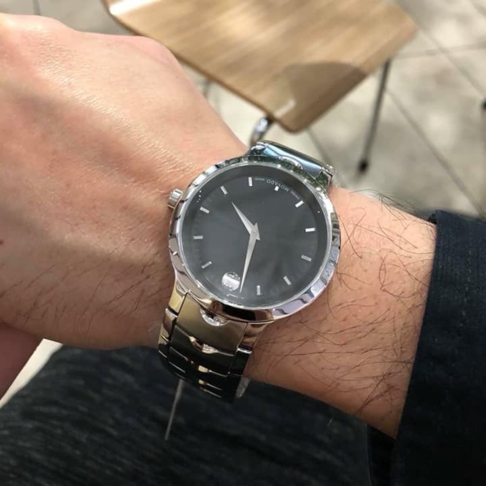 Men movado